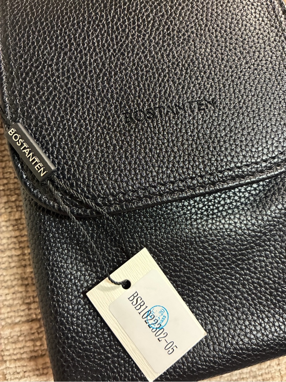 BOSTANTEN Black Pebbled Crossbody Phone Bag Small Shoulder Purse